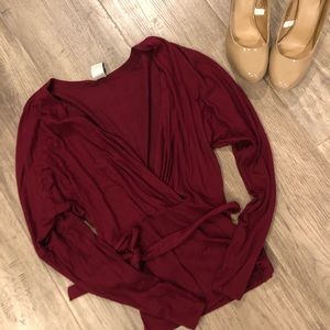 Burgundy surplice top. 🔥🔥💫